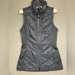 EUC Athleta Rock Ridge Primaloft Vest Buttery Soft Two Way Zip Zip Pockets Sz XS